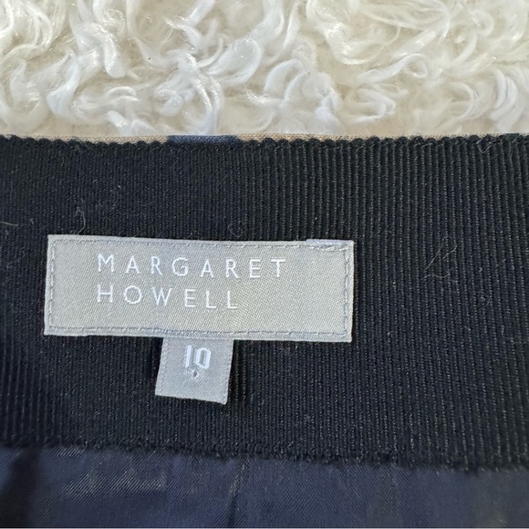 MARGARET HOWELL Floral Print Pleated Silk Skirt - Picture 11 of 12